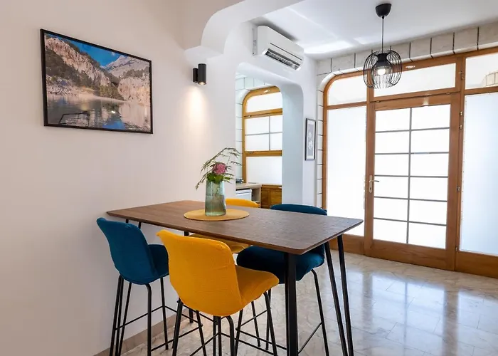 Family Apartments - Guesthouse Vranjes
