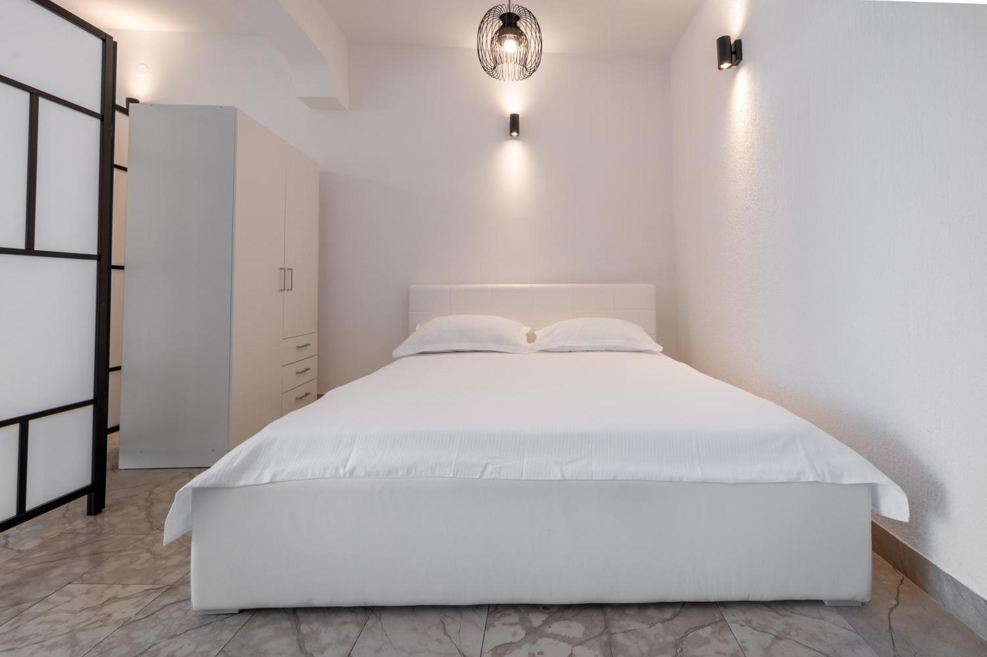 Family - Vranjes Guest house